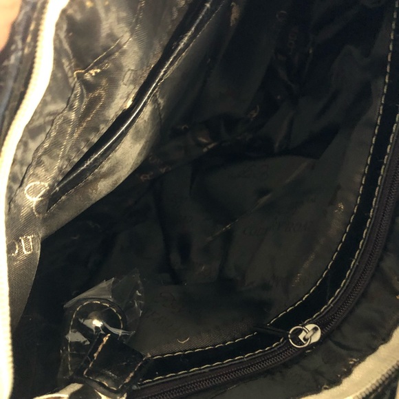 NWT Country Road CT Series Cowprint/Cross Purse. - Picture 7 of 7